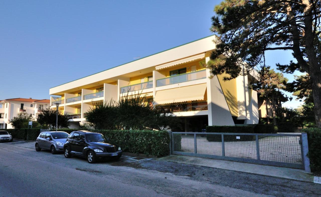 Condominio Croce Del Sud Bibione Eksteriør bilde