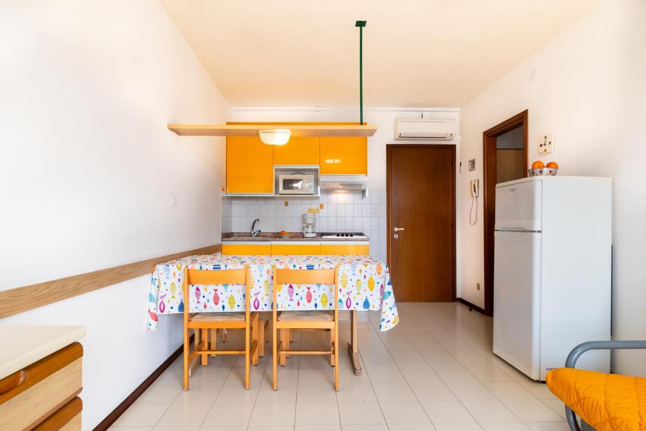 Condominio Croce Del Sud Bibione Eksteriør bilde